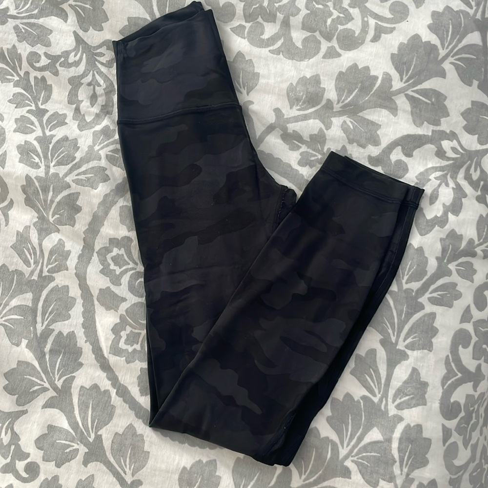 LULULEMON ALIGN HIGH-RISE LEGGING 25" Size 4 Heritage 365 Camo Deep Coal Multi